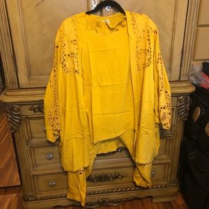 Three piece yellow pants suit